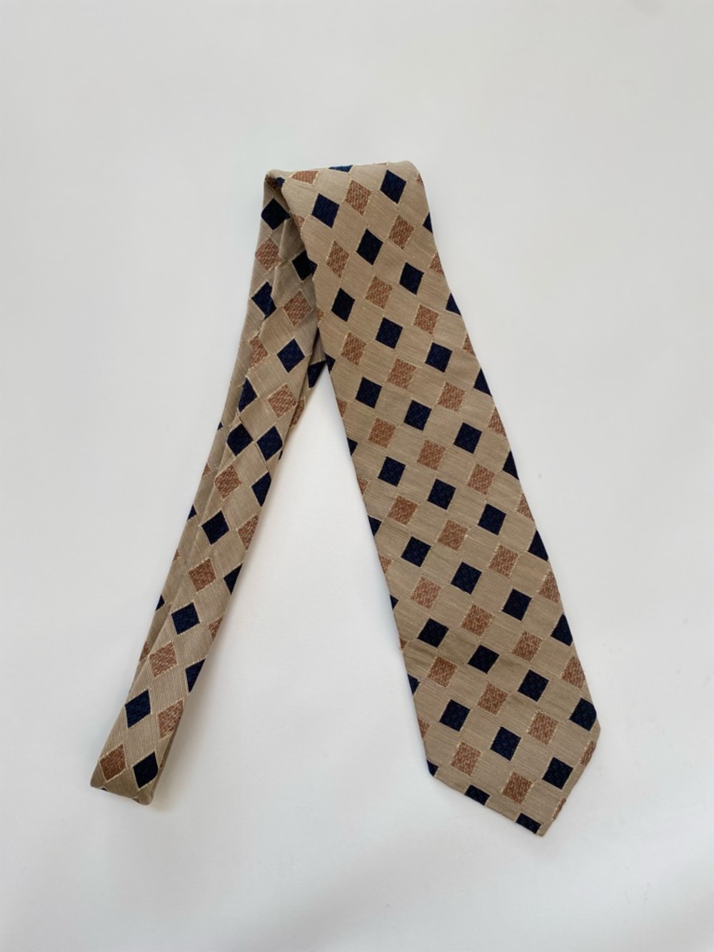 Hugo Boss Silk Linen Beige Tie with Diamond Motif